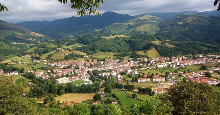 El encanto de Elizondo: Descubre la belleza de este pueblo.